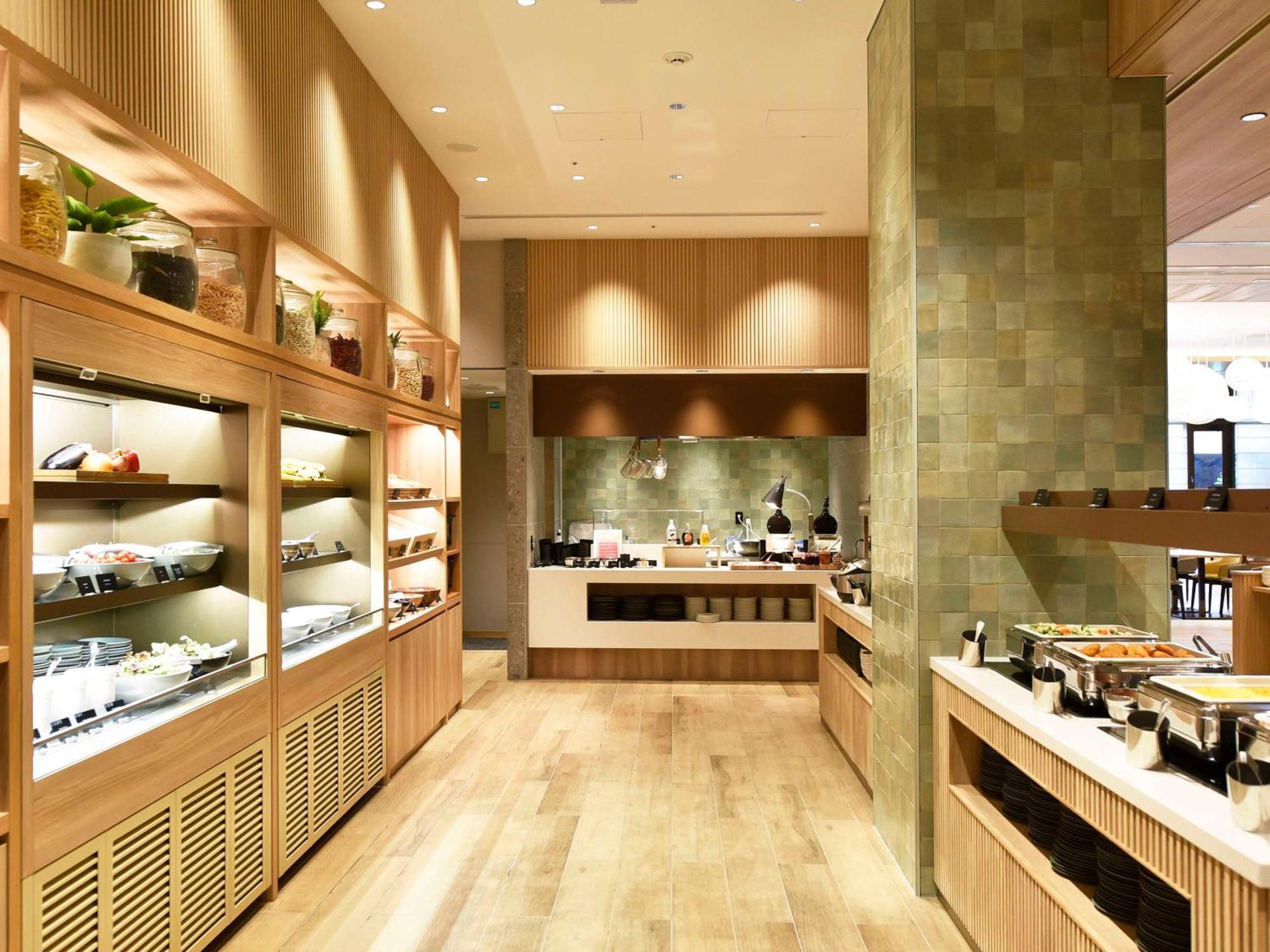 Hilton Garden Inn Kyoto Shijo Karasuma Exteriör bild