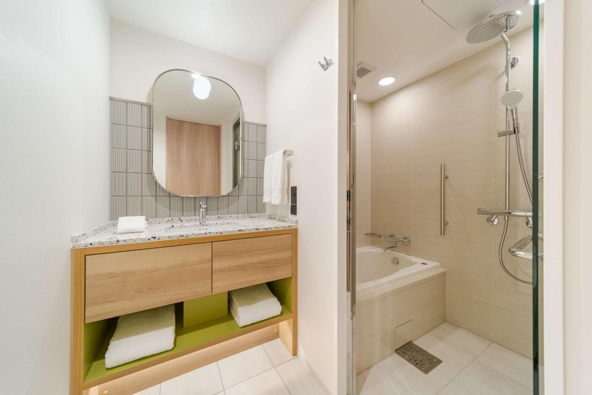 Hilton Garden Inn Kyoto Shijo Karasuma Exteriör bild